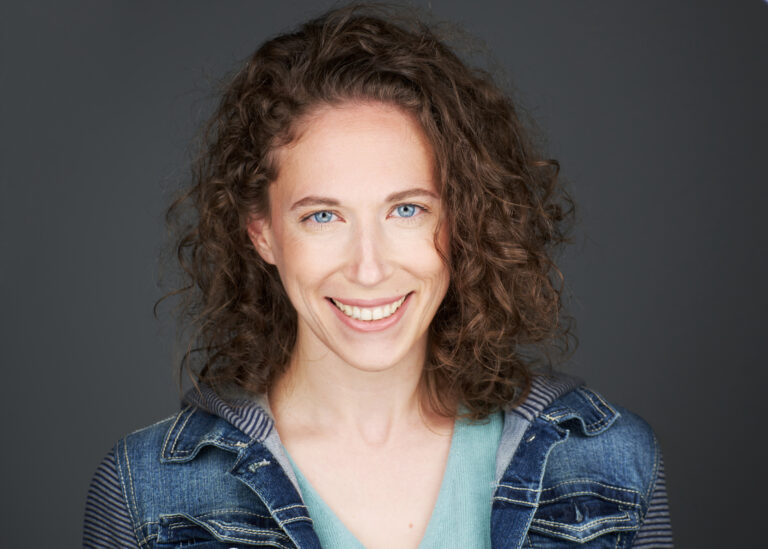 جینا بیتھ ڈیوڈسن